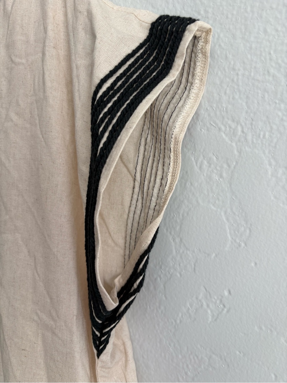 ❤️NEW entro Beige Maxi Caftan Dress with Black Embroidered Trim - Picture 6 of 15